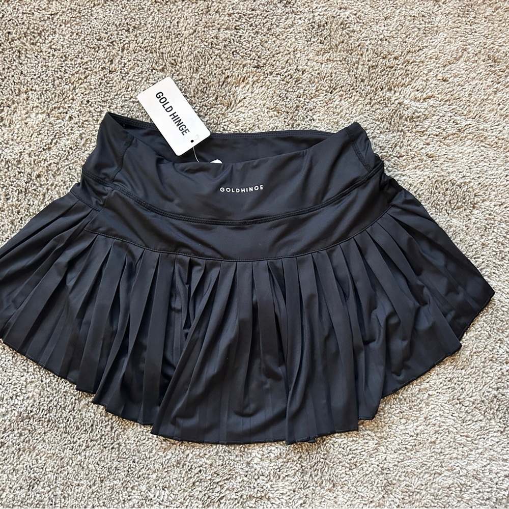 Goldhinge Black Pleated Skirt, Sz L, NWT